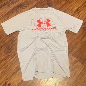 Under Armour Light Gray and Red Men's Tee